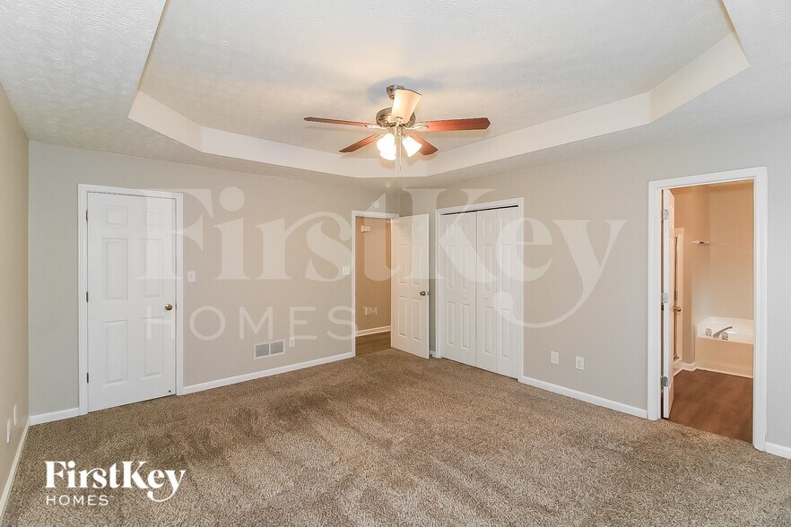 Building Photo - 4860 Wade Valley Way