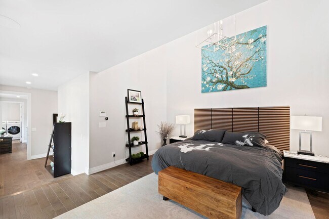 Building Photo - Luxury 4BD, 6BA Cherry Creek Home with 4 Outdoor Spaces