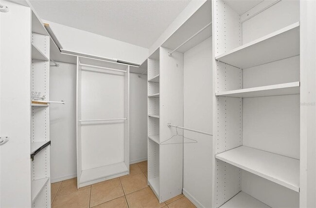 Building Photo - 7006 Pine Hollow Dr