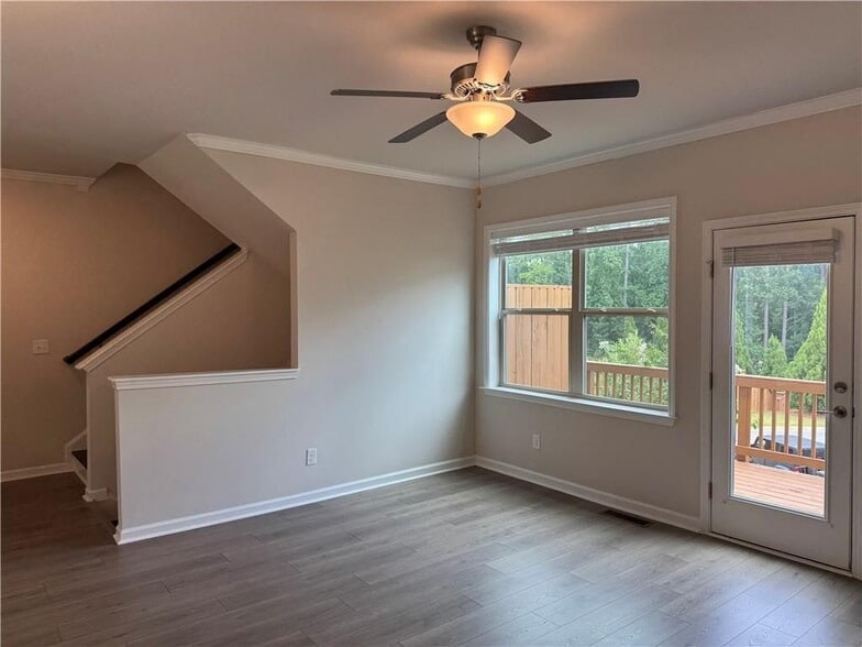 Building Photo - 3706 Davis Cir
