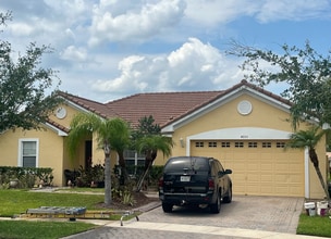 Building Photo - 4053 Clipper Ct