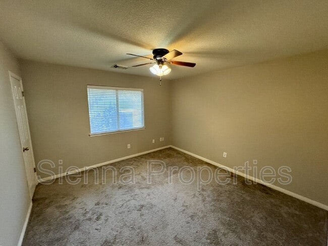 Building Photo - 1507 Avery Elissa Ln