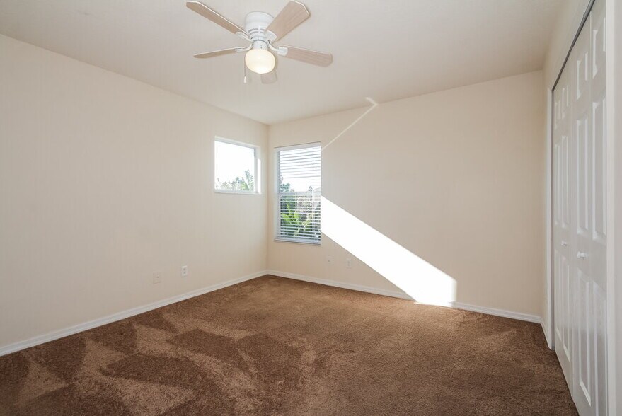 Building Photo - 2337 125th Dr E