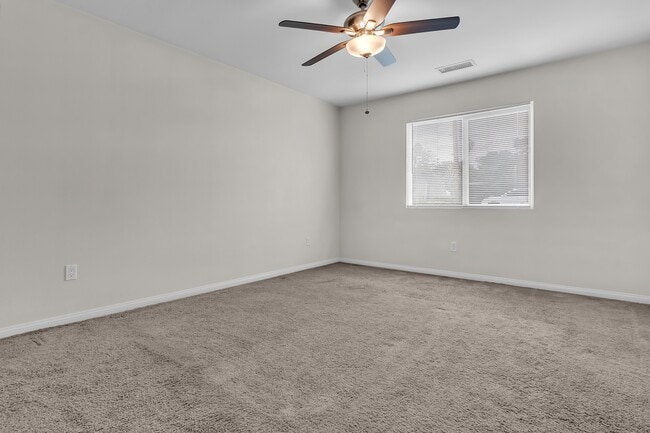 Building Photo - 7695 Freda Ave