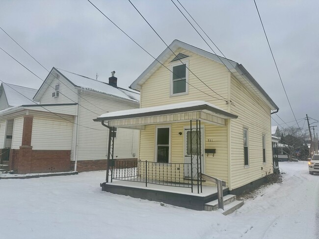 Primary Photo - 2-Bed House Uhrichsville