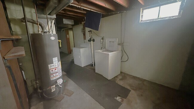 Building Photo - FOR RENT- Adorable 2 bed 1 bath in Washburn IA!!