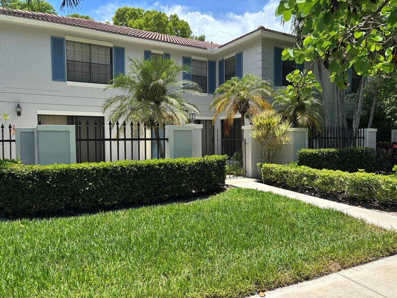 Building Photo - 352 Prestwick Cir