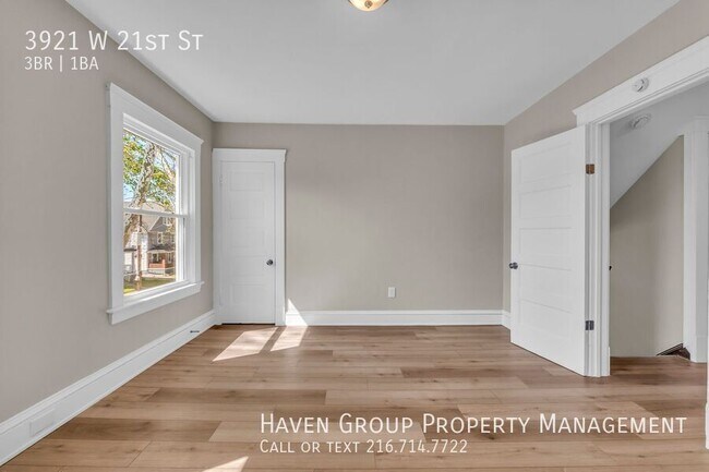 Building Photo - 3921 W 21st St