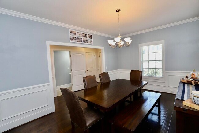Building Photo - 545 Curlew Cir