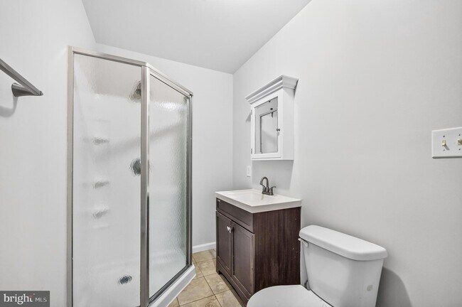 Building Photo - 9743 Quiet Brook Ln