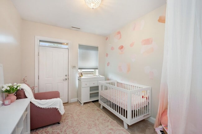 Building Photo - 1801 W Addison St