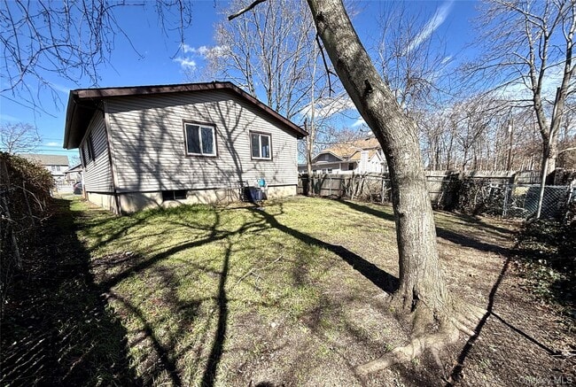 Building Photo - 78 Carlton Ave