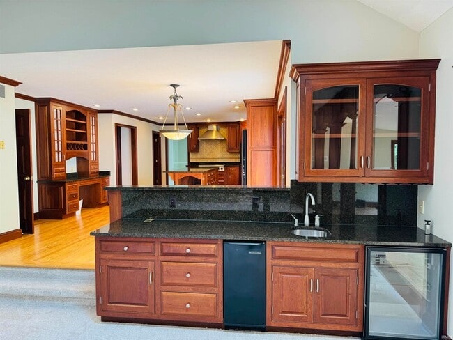 Building Photo - 3516 S Ashwood Dr