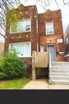 Building Photo - 9911 S Hoxie Ave