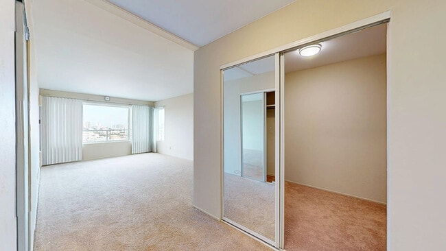 Building Photo - 59 Lupine Ave