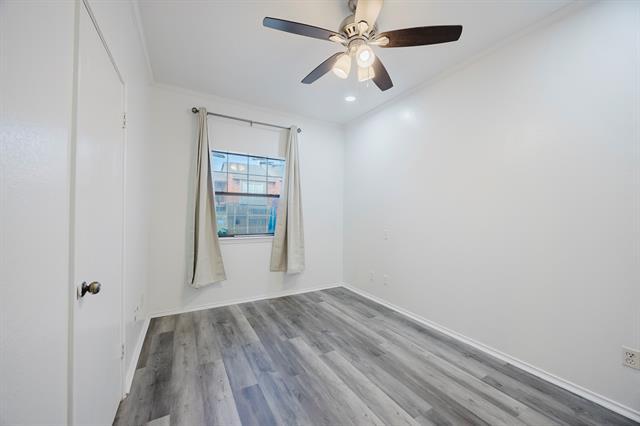 Building Photo - 412 Pebble Way