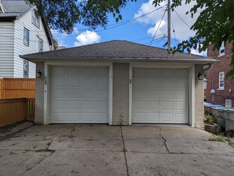 Building Photo - 5439 W Galena St