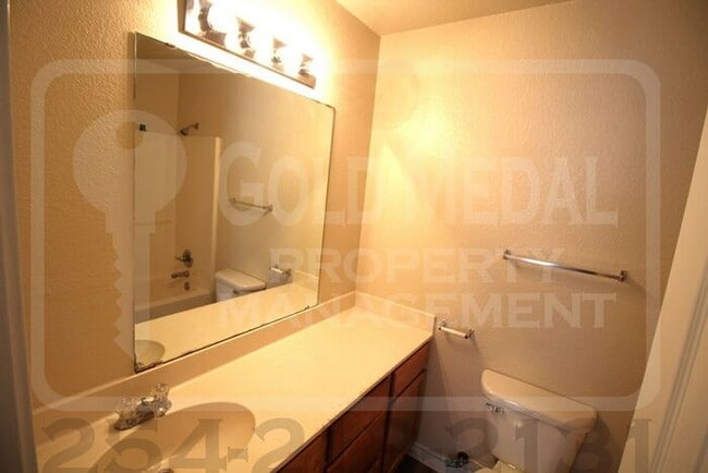 Building Photo - 4707 Westcliff Rd