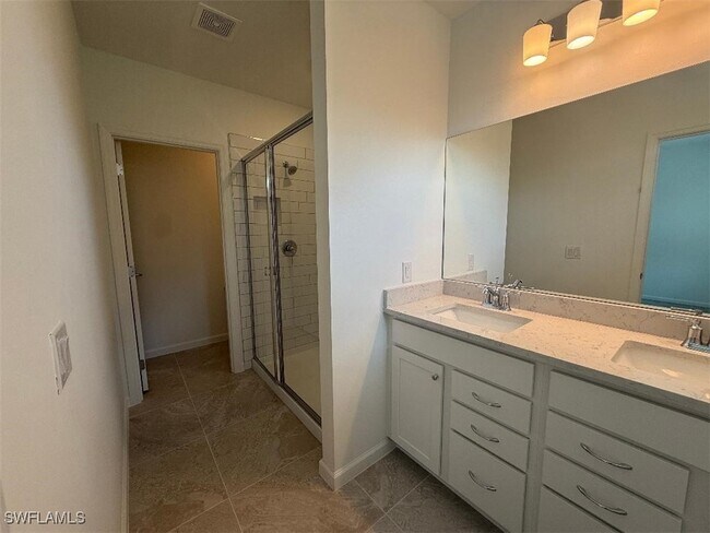 Building Photo - 27857 Solis Grande Dr