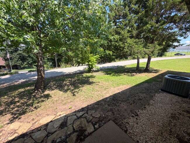 Building Photo - 21167 Narrows Ln