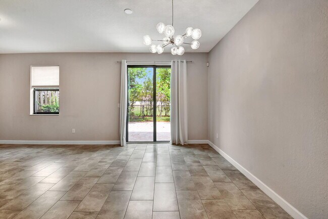 Building Photo - 12994 Anthorne Ln