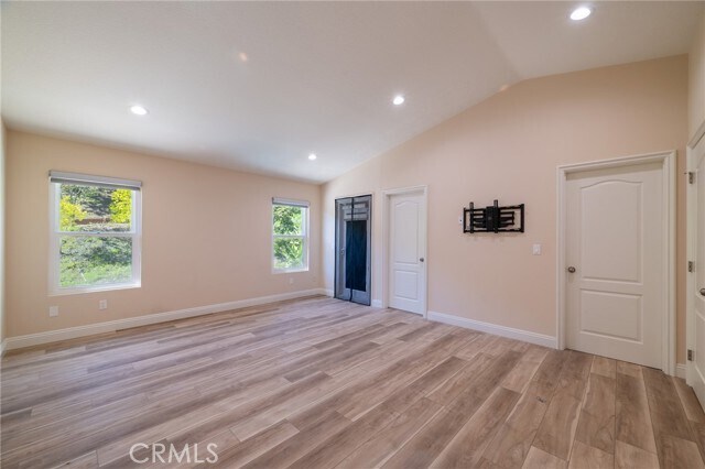 Building Photo - 19922 E Country Hollow Dr