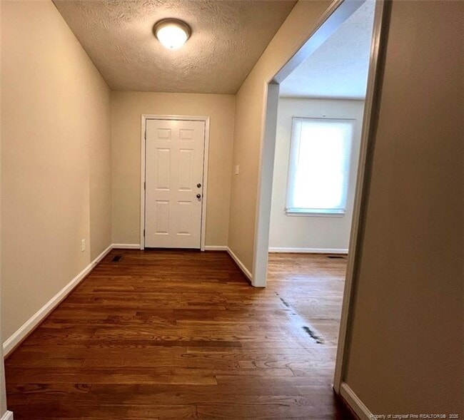 Building Photo - 715 Ashburton Dr