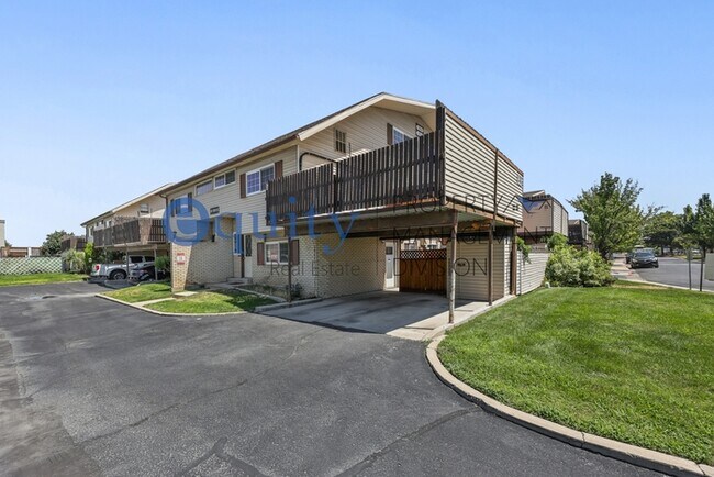 Building Photo - 1808 W Homestead Farms Ln