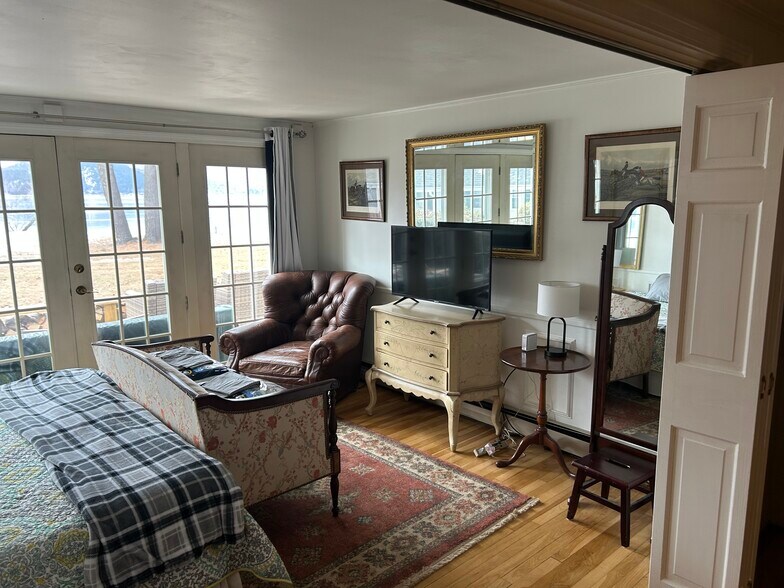 Building Photo - 1315 Mayhew Tpke