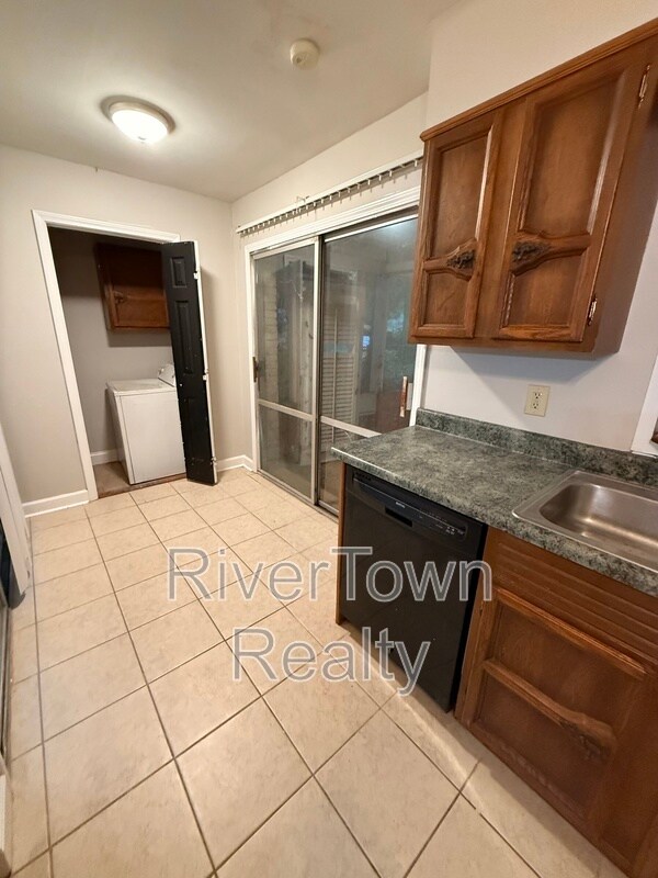 Building Photo - 4573 Boyce Rd