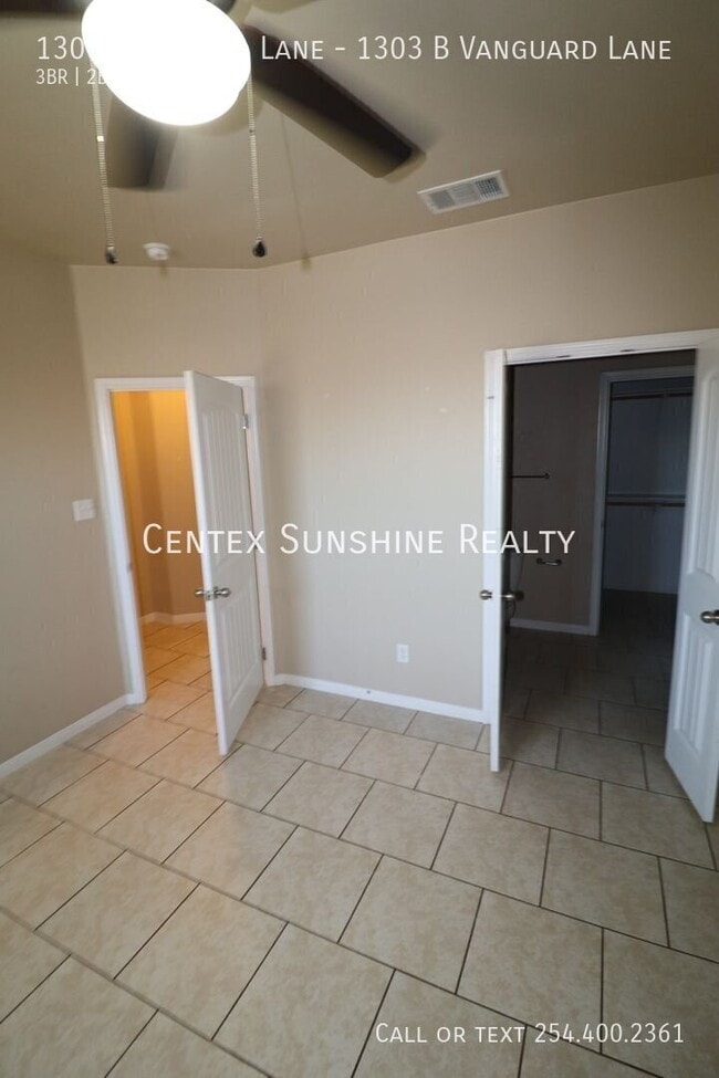 Building Photo - 1303 Vanguard Ln