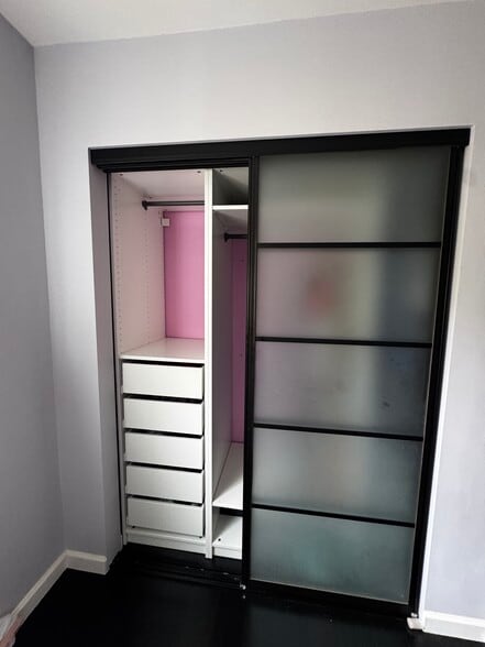 Bedroom 1 (closet #1) - 577 Price St