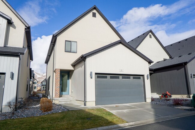 Building Photo - 406 W 3075 N