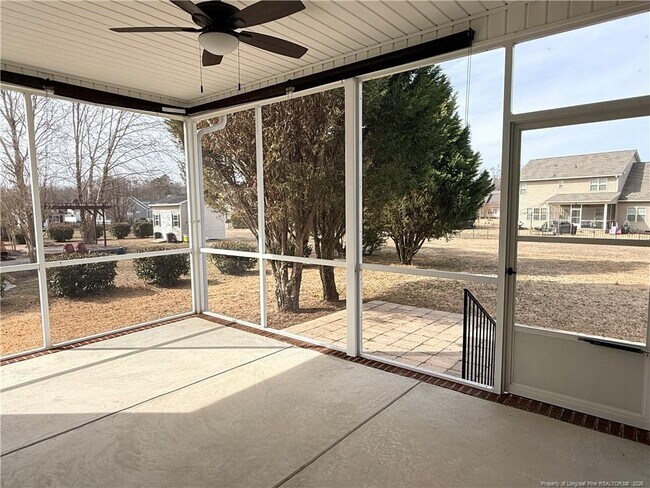 Building Photo - 3917 Barnsdale Dr