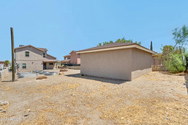 Building Photo - 8601 Polaris St