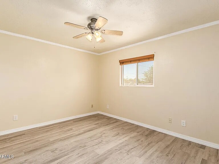 Building Photo - 703 E Taylor St