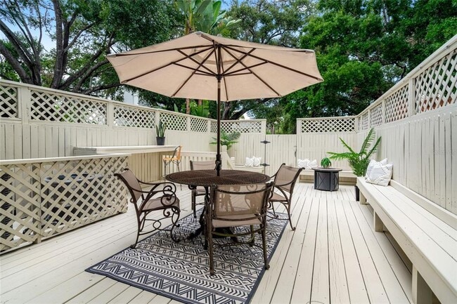 Building Photo - 1508 S Bay Villa Pl