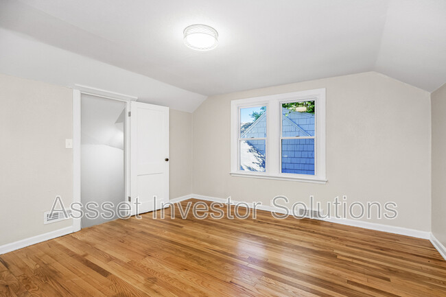 Building Photo - 4141 Eaton St