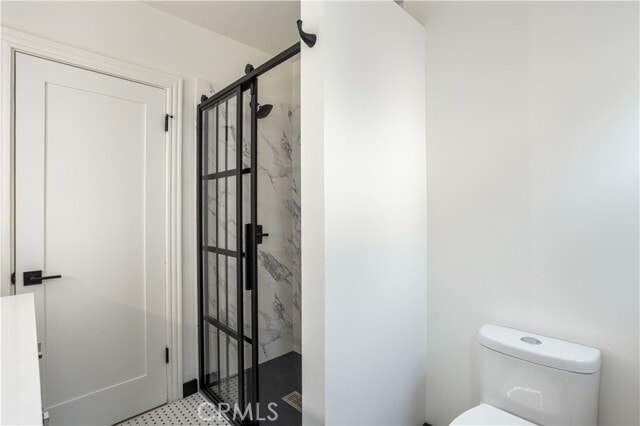 Building Photo - 738 S Stanley Ave