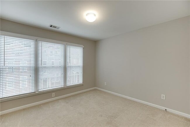 Building Photo - 2801 Loftview Square