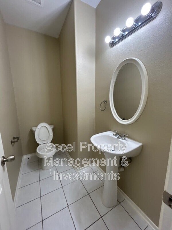 Building Photo - 4510 Santa Inez St