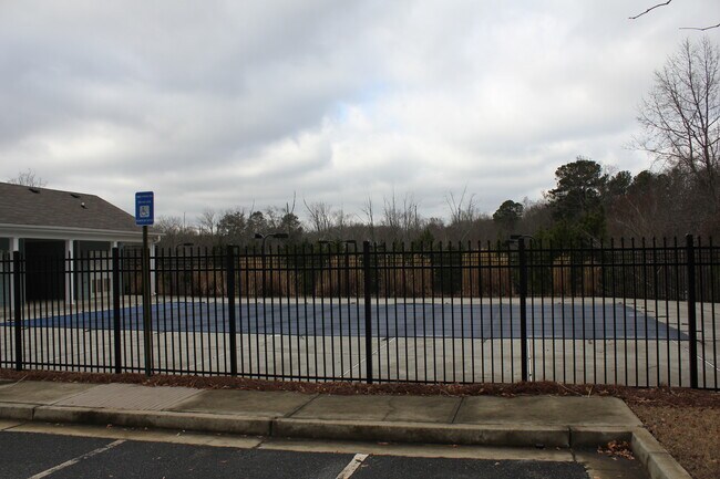 Building Photo - 1629 River Main Ct