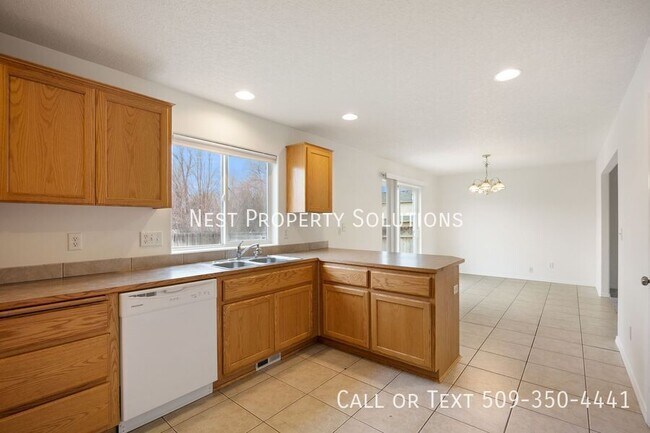 Building Photo - 440 Laguna Dr