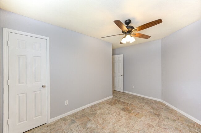 Building Photo - 2102 Indian Clearing Trail