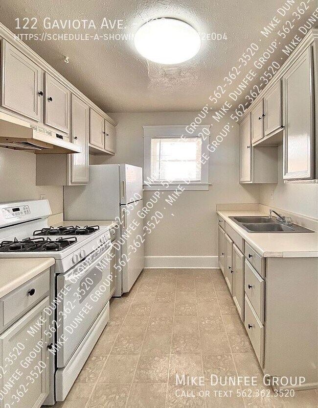 Building Photo - 122 Gaviota Ave