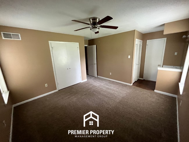 Building Photo - Spacious 4BR/2BA Whitehaven Home | 1,701 Sq Ft, Brick Fireplace & Quiet Cove