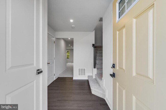 Building Photo - 8334 Graham Patrick Ave