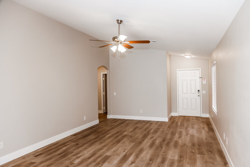 Building Photo - 5023 Benezette Ct