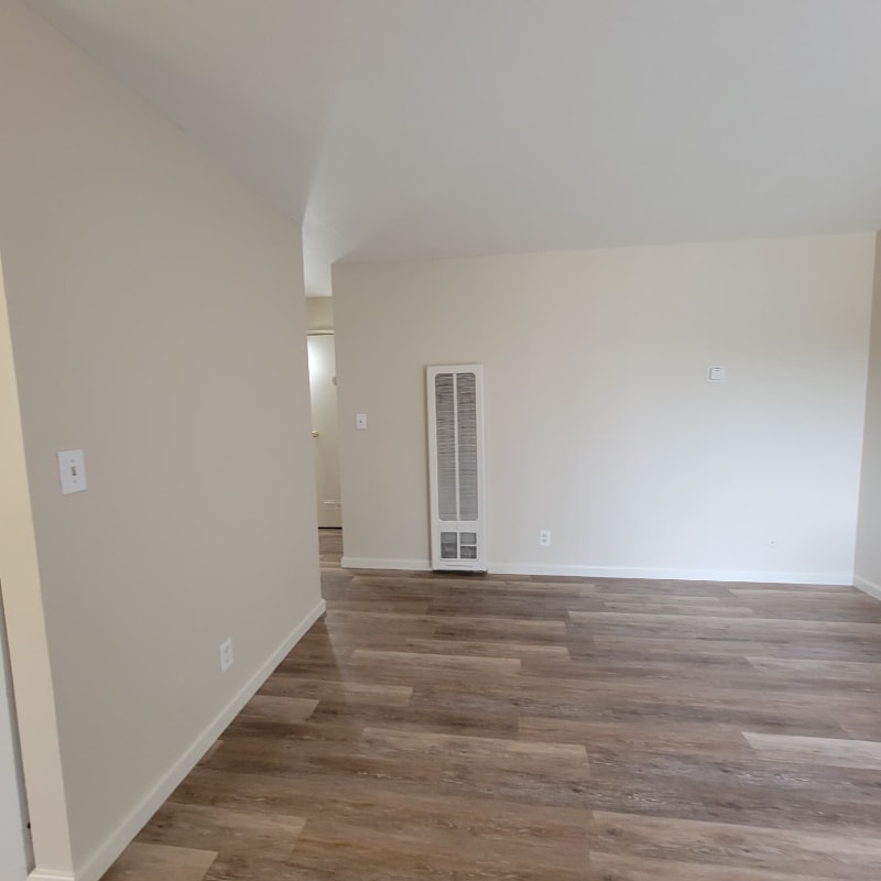 Building Photo - 1311 E San Bruno Ave