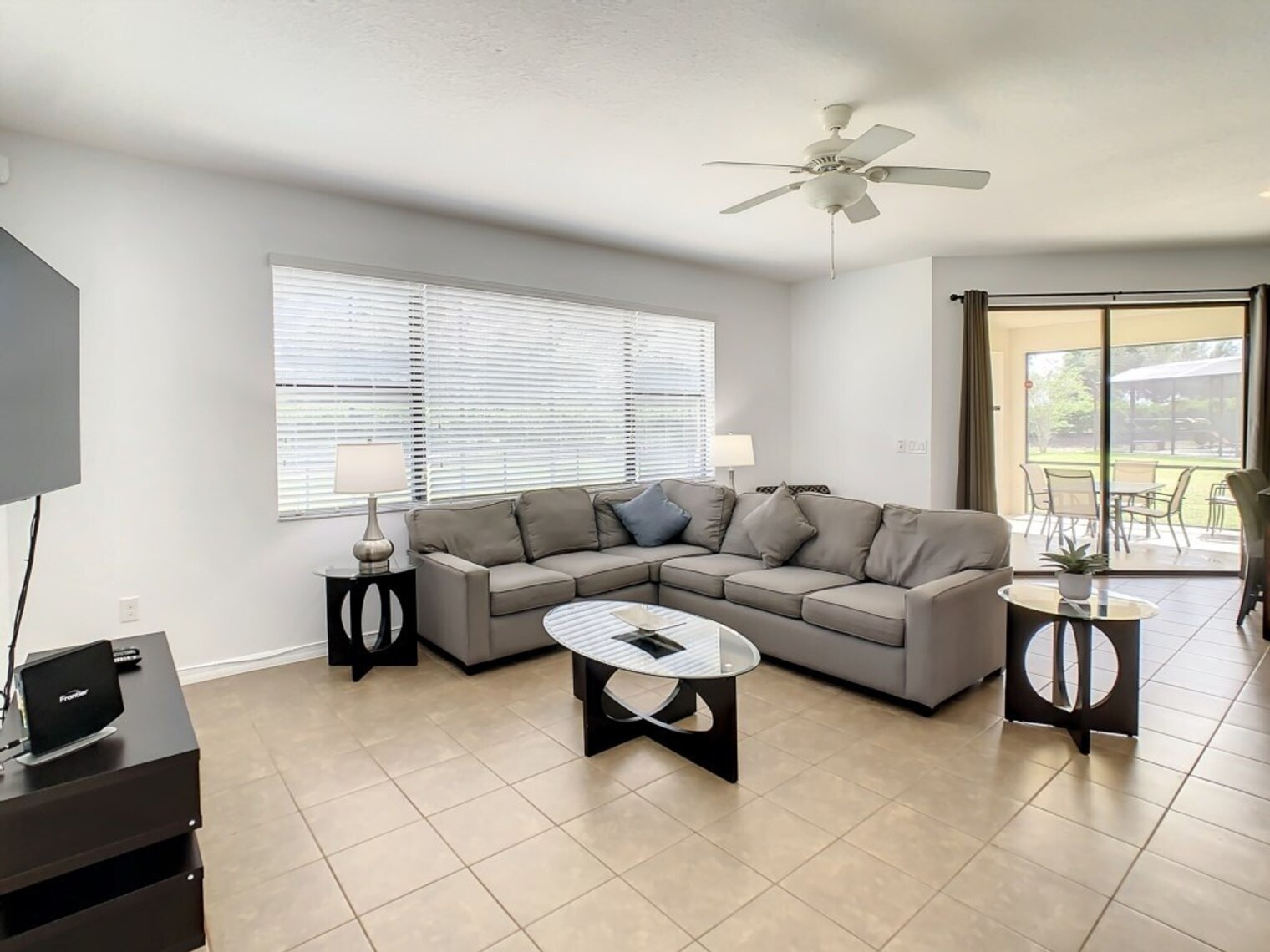 Building Photo - 2533 Rosemont Cir